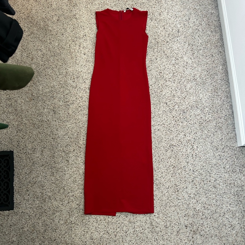 Elegant Red Sleeveless Dress